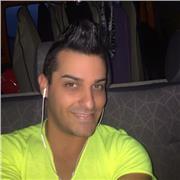 Doy clases de guitarra,piano, violín, solfeo, armonía y canto